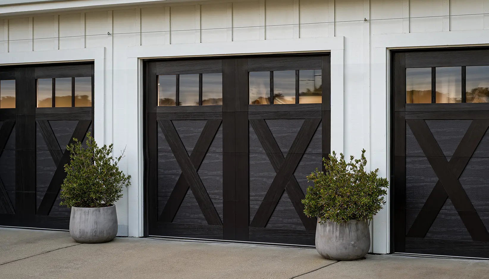 Canyon Ridge® Carriage House (4-Layer) — Clopay
